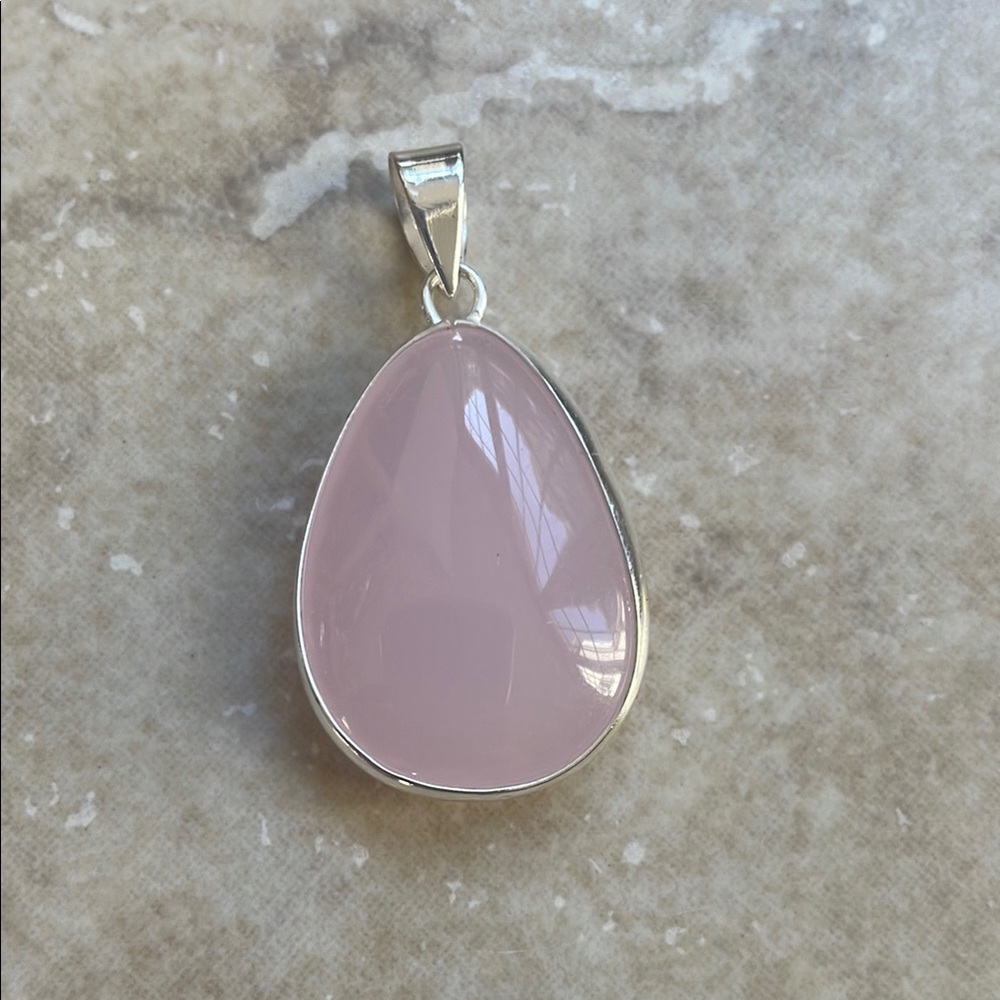 Elegant Rose Quartz Teardrop Pendant in sterling silver